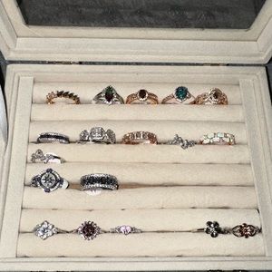 Bomb Party, Bella Fizz and Ryze size 11 rings brand new w/ tags.